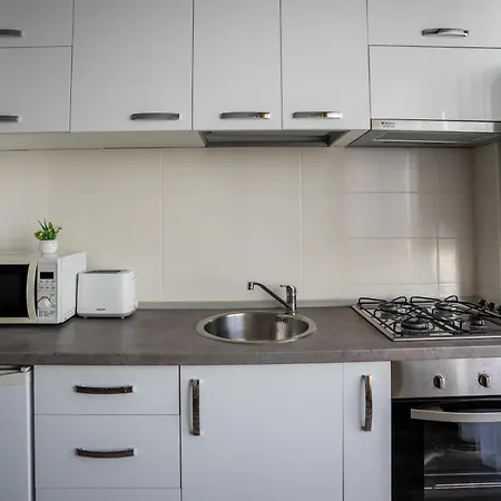 Sunset Retreat Summerland Apartamento *